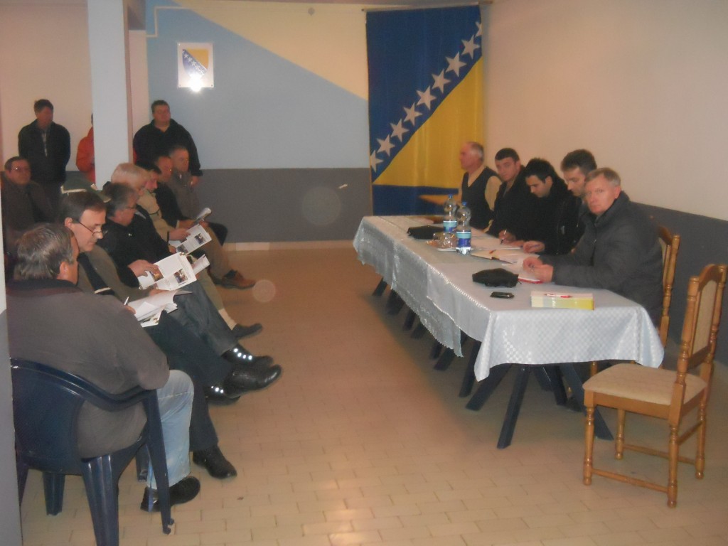 JAVNE R. TINjA - DECEMBAR - 2013 001