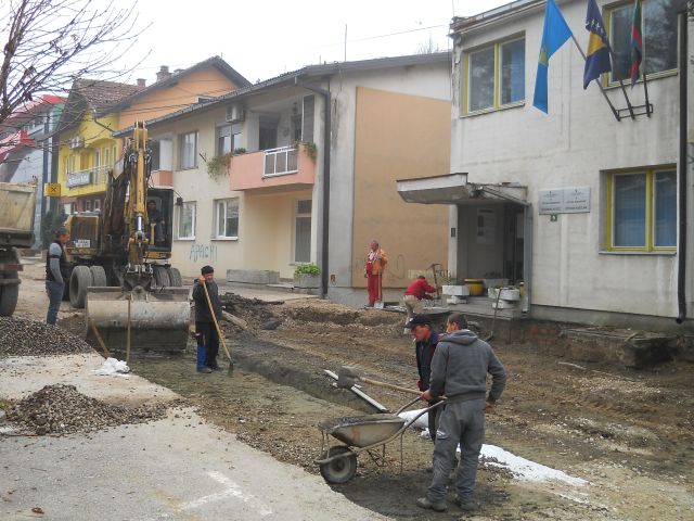 REKONSTRUKCIJA ULICA U SREBRENIKU - 28. 10.2014 002