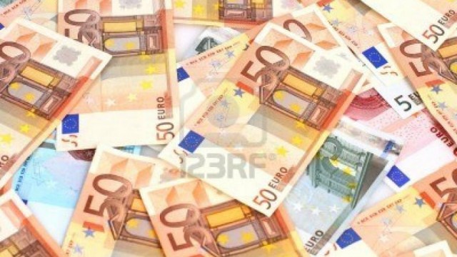 euro-lova-novac-ap