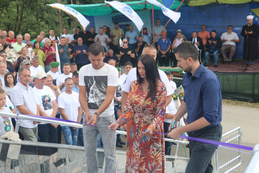 Otkriven novoizgrađeni spomenik šehidima u mjesnoj zajednici Omerbašići 1 20210721121043 IMG 1723