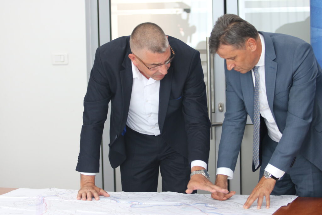 Premijer Vlade FBIH Fadil Novalić posjetio Srebrenik 2 20210723122654 IMG 1895