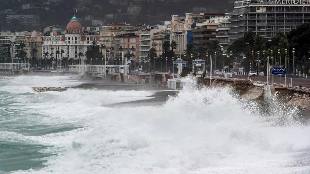 Nevrijeme u Italiji, poplave na sjeveru i jugu zemlje 1 Poplave Francuska Italija
