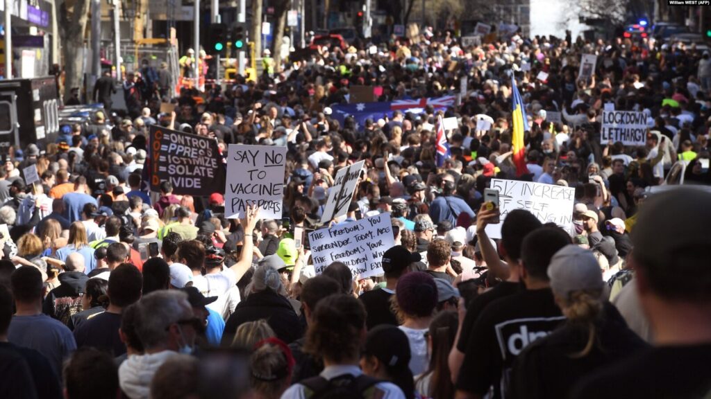 U Melburnu i Sidneju održani protesti zbog novih restrikcija, uhapšeno više stotina osoba 1 australija protesti