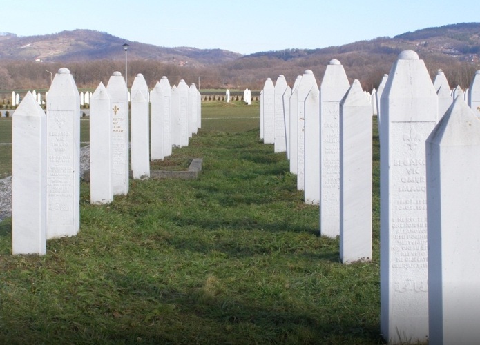 U Kalesiji sutra Dan žalosti 1 memorijalni centar u gornjoj kalesiji 2
